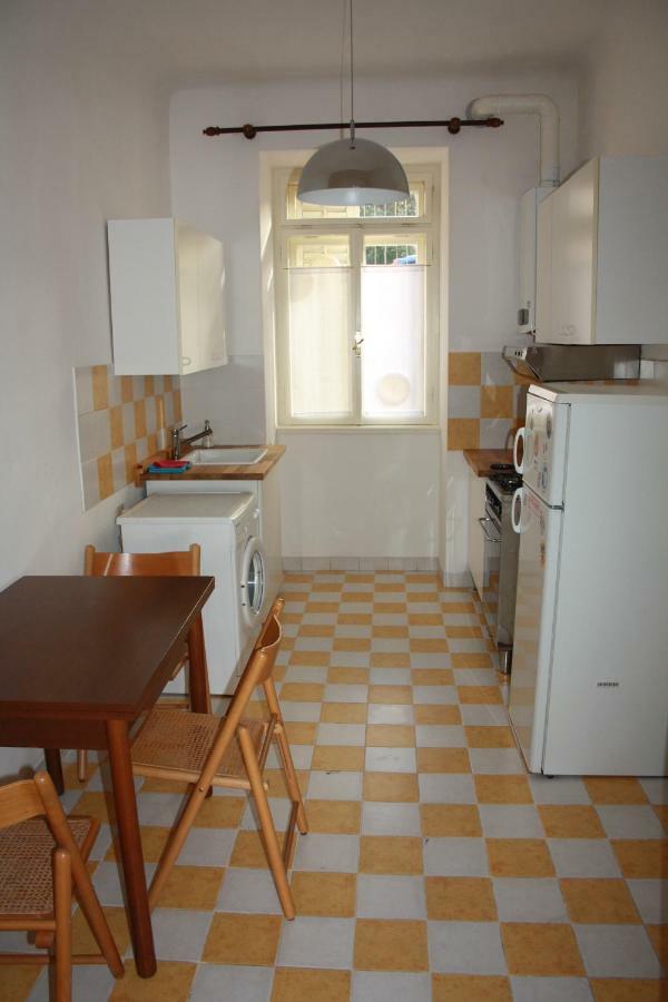 Andrea E Valentina Appartement Triëst Buitenkant foto